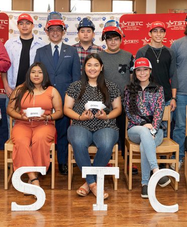 raymondville 372x451 - Raymondville Early College High School students announce commitment to TSTC