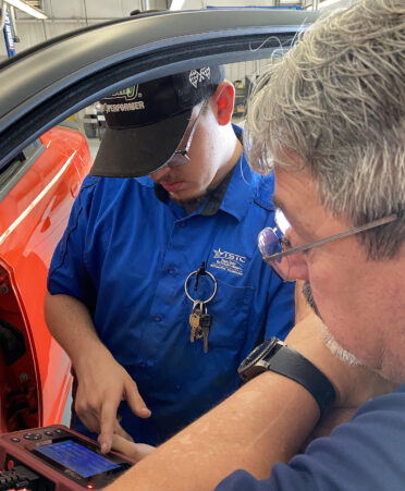 new vehicle 372x451 - TSTC Automotive Technology students train on newer vehicle features