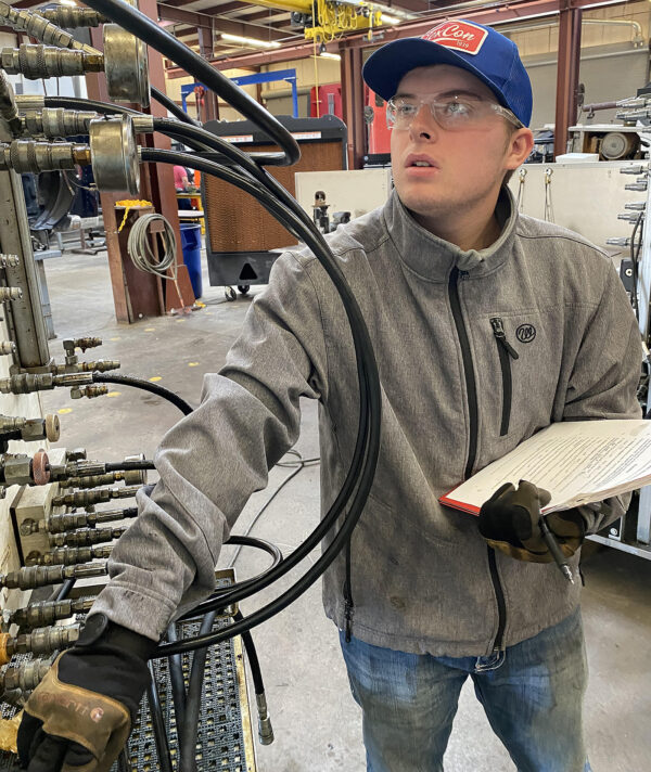 Dunn likes shop environment of TSTC Diesel Equipment Technology program TSTC