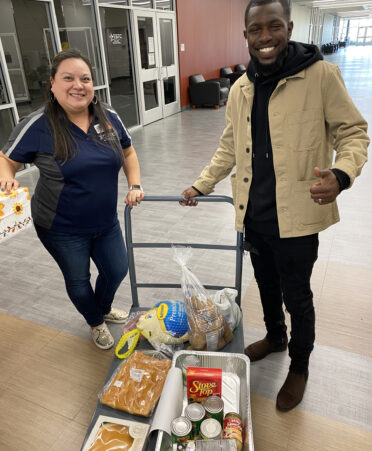 Thanksgiving meal kit Advocacy and Resource Center TSTC Fort Bend