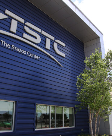 TSTC’s summer 2022 semester started off hot in Fort Bend County as returning and new students began classes to further their technical training.