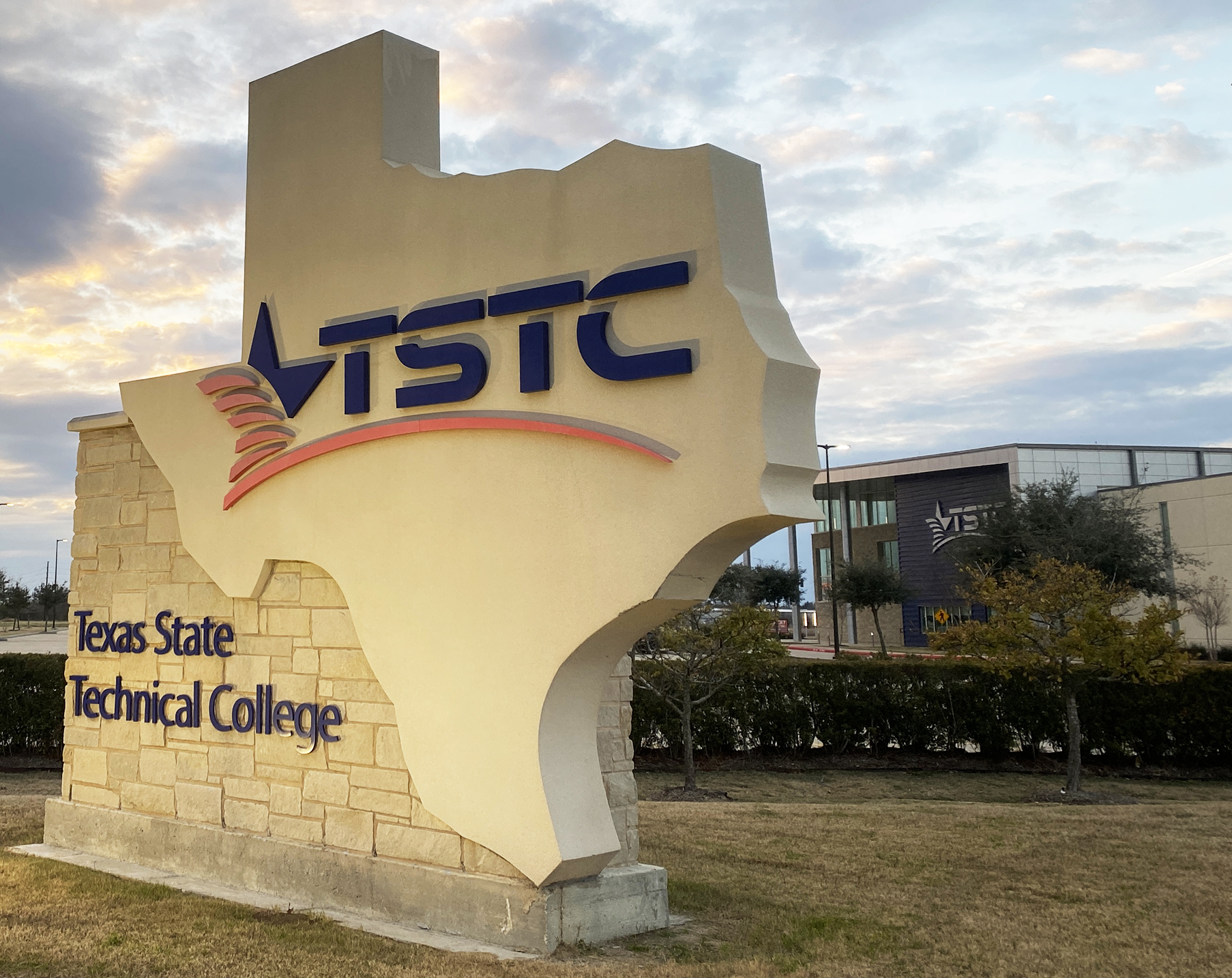 Mother's Day TSTC helps remove barriers halting mothers’ technical
