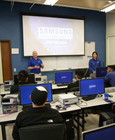 Samsung Electronics representatives speak with TSTC Mechatronics Technology students about job opportunities available at the Samsung Austin Semiconductor’s new production facility in Taylor during a recent employer spotlight at TSTC’s Harlingen campus.