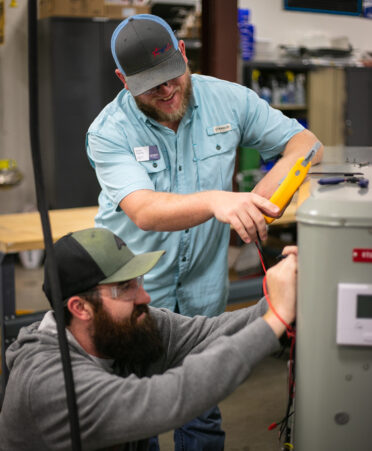 2S0A0253 372x451 - Recent graduate returns to TSTC’s North Texas campus to teach