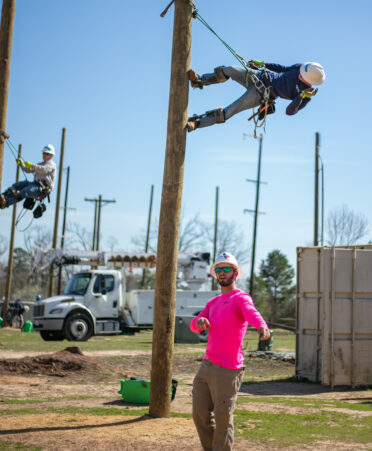 2S0A0748 372x451 - TSTC Electrical Lineworker alum gives back as instructor