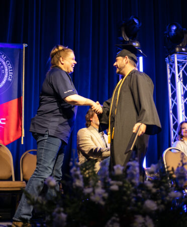 2S0A2721 372x451 - TSTC celebrates spring graduates from North Texas campus