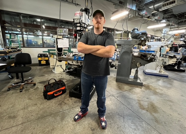 Military veteran learns new skills in TSTC’s machining program - TSTC