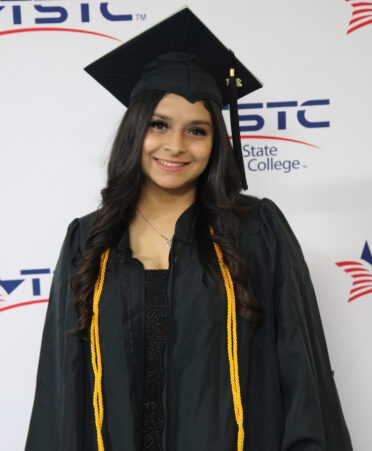 Recent TSTC Emergency Medical Services graduate Mackayla Ledezma has accepted a job as a full-time paramedic with South Texas Emergency Care Foundation.