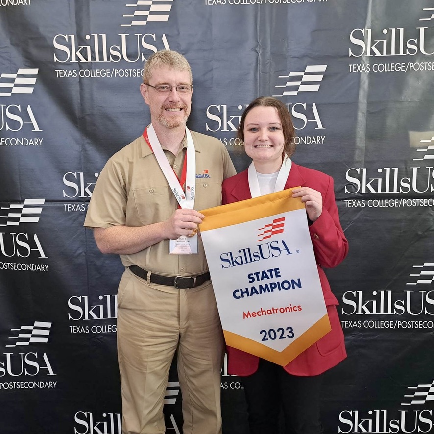 Father and daughter team up for TSTC educations - TSTC