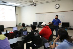 TSTC aviation maintenance students to benefit from new instructor’s professional experience 2R7A1367 300x200 - TSTC aviation maintenance students to benefit from new instructor’s professional experience