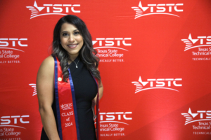 TSTC Nursing graduate devoted to patient care following daughter’s hospital experience 2R7A8149 300x200 - TSTC Nursing graduate devoted to patient care following daughter’s hospital experience