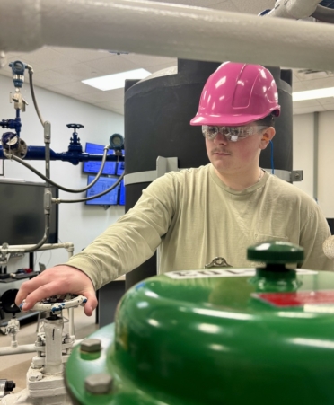 Jackson Scott, a Process Operations student at TSTC’s Marshall campus, balances his time between his education, his part time job and his lawn care business. (Photo courtesy of TSTC.)