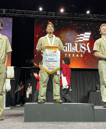 IMG 6561 372x451 - Students from TSTC’s Harlingen campus receive gold medals, qualify for national SkillsUSA competition