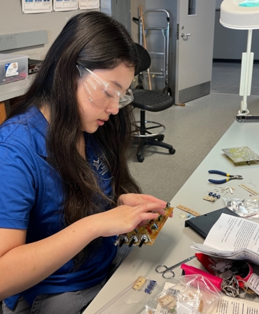 Calleigh Chau, of Hewitt,, works in an Avionics Technology lab at Texas State Technical College’s Waco campus. Chau is a candidate for graduation in the avionics program at TSTC’s Spring 2025 Commencement on Thursday, May 8, in Waco. (Photo courtesy of TSTC.)