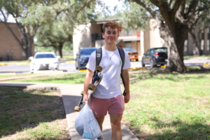 New students arrive at TSTC’s Harlingen campus ready to build futures 2R7A1201 1 300x200 - New students arrive at TSTC’s Harlingen campus ready to build futures