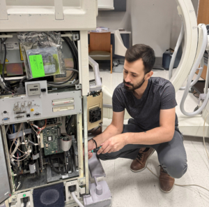 IMG 3729 1 300x296 - Internship enables TSTC student to merge engineering roots with biomedical equipment