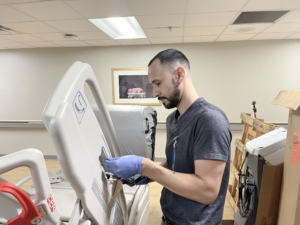 IMG 4186 1 300x225 - Internship enables TSTC student to merge engineering roots with biomedical equipment