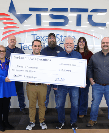 Skybox donates $10,000 to fund HVAC scholarships at TSTC in Williamson County Skybox Photoshoot 1 372x451 - Skybox donates $10,000 to fund HVAC scholarships at TSTC in Williamson County