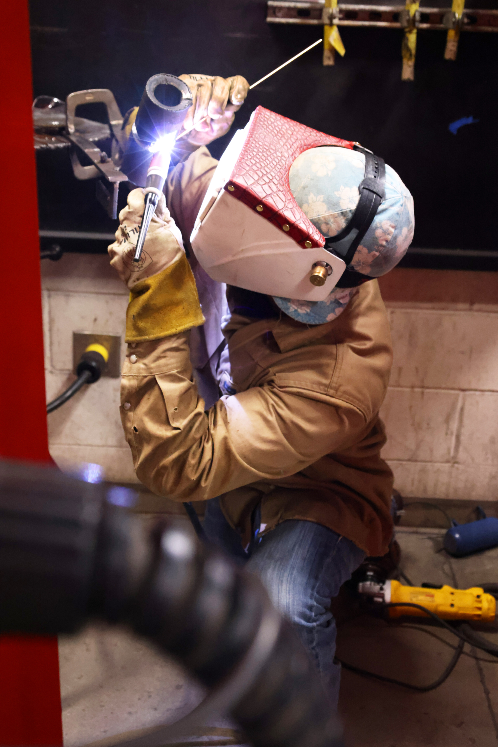 Carlos Hernandez 3 scaled - Molding Metal for His Mom: Hernandez&rsquo;s Hands Shape Home and Future