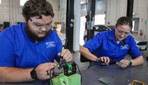 2R7A1555 1 300x173 - TSTC Automotive students set for state SkillsUSA debut