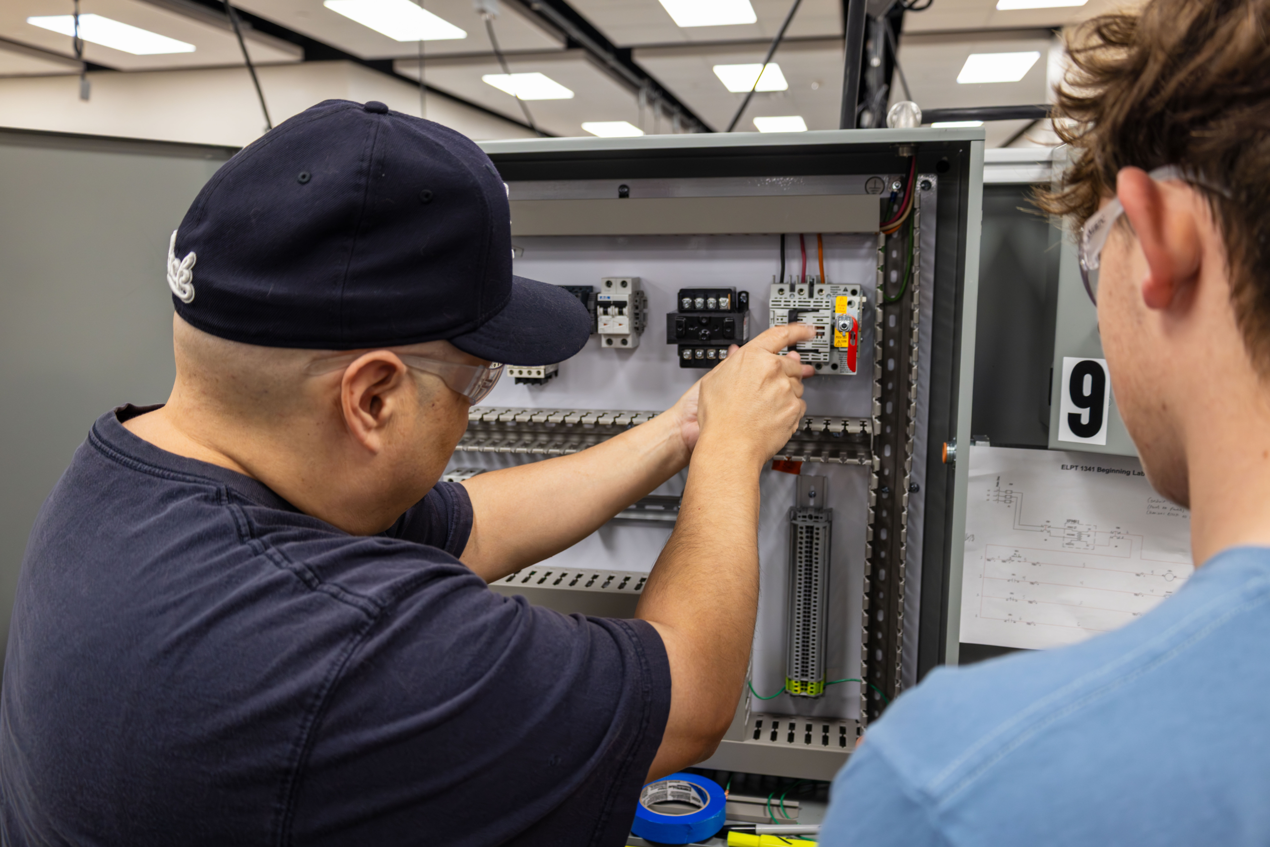 Semiconductor Photo 2 scaled - TSTC to fuel Texas chip industry with Semiconductor and Robotics programs