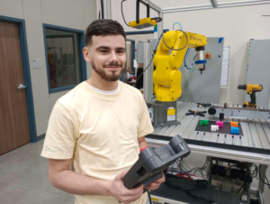 Curiosity sparks career shift for TSTC student IMG 2987 300x226 - Curiosity sparks career shift for TSTC student