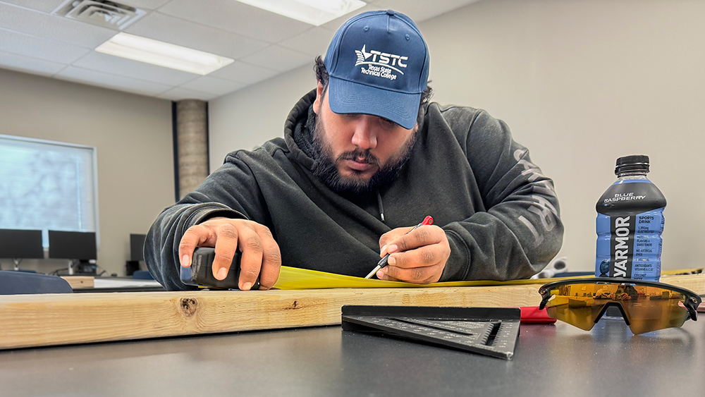 Featured - Construction | Answering the Demand Feature construction325 - Featured - Construction | Answering the Demand