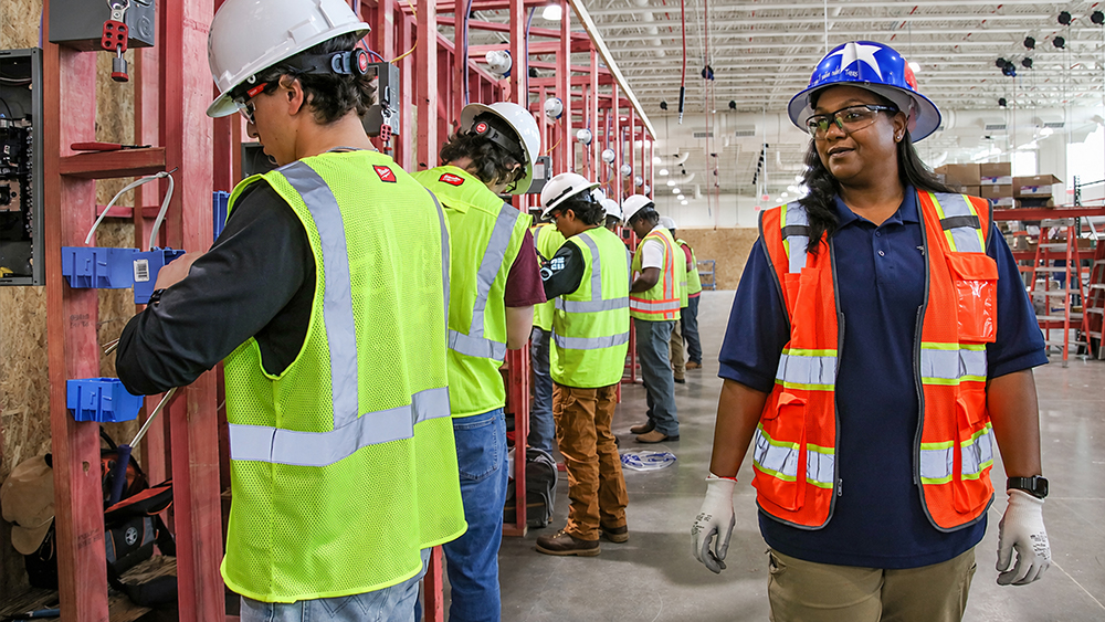 Featured | TSTC's Electrical Construction Program Answers a Growing Workforce Demand Feature electricalcons02 - Featured | TSTC's Electrical Construction Program Answers a Growing Workforce Demand