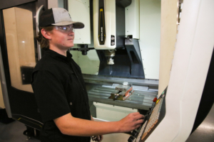 2R7A0095 300x200 - TSTC develops machinists for growing industry