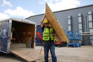 TSTC student trains to take helm of family business 2R7A0580 300x200 - TSTC student trains to take helm of family business