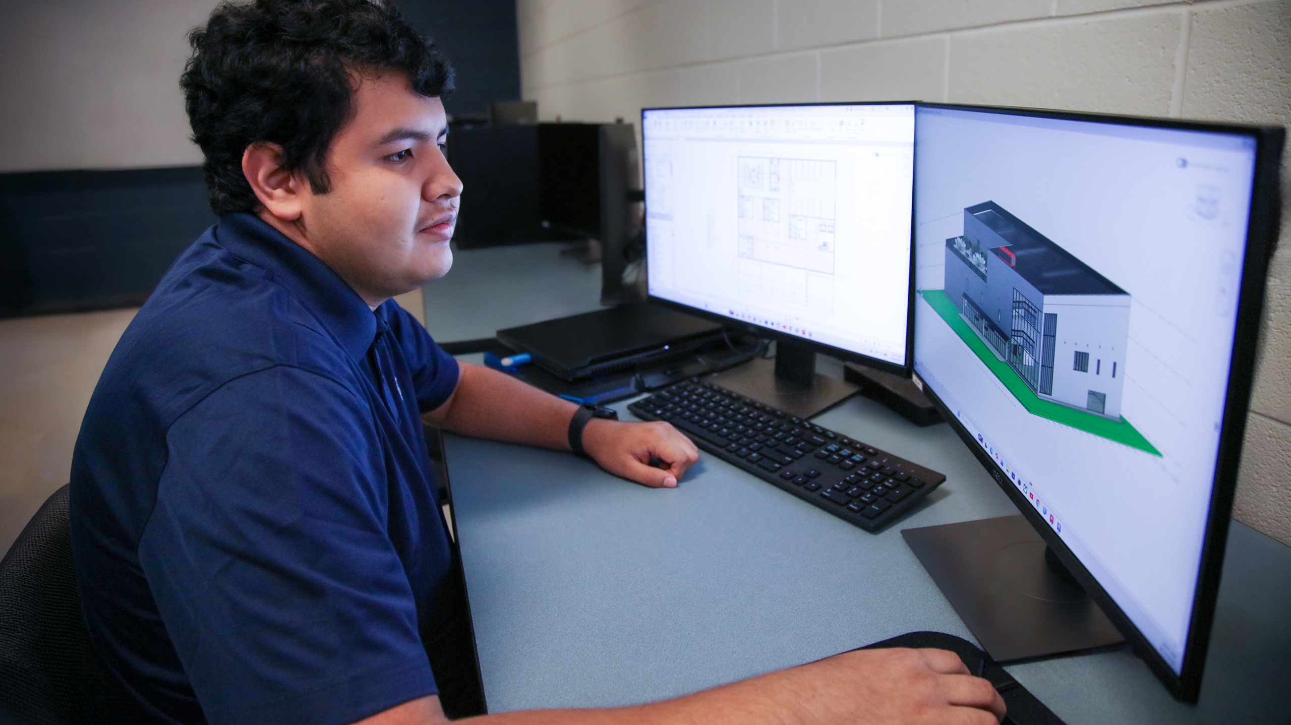 feature construction9932 scaled - Featured | Inside TSTC&rsquo;s Blueprint-to-Building Process