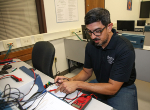 TSTC trains students to power manufacturing’s future 2R7A3659 2 300x221 - TSTC trains students to power manufacturing’s future