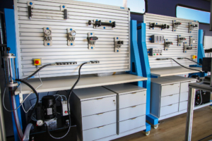 2R7A3815 2 300x200 - TSTC&rsquo;s mobile lab takes manufacturing training to employers